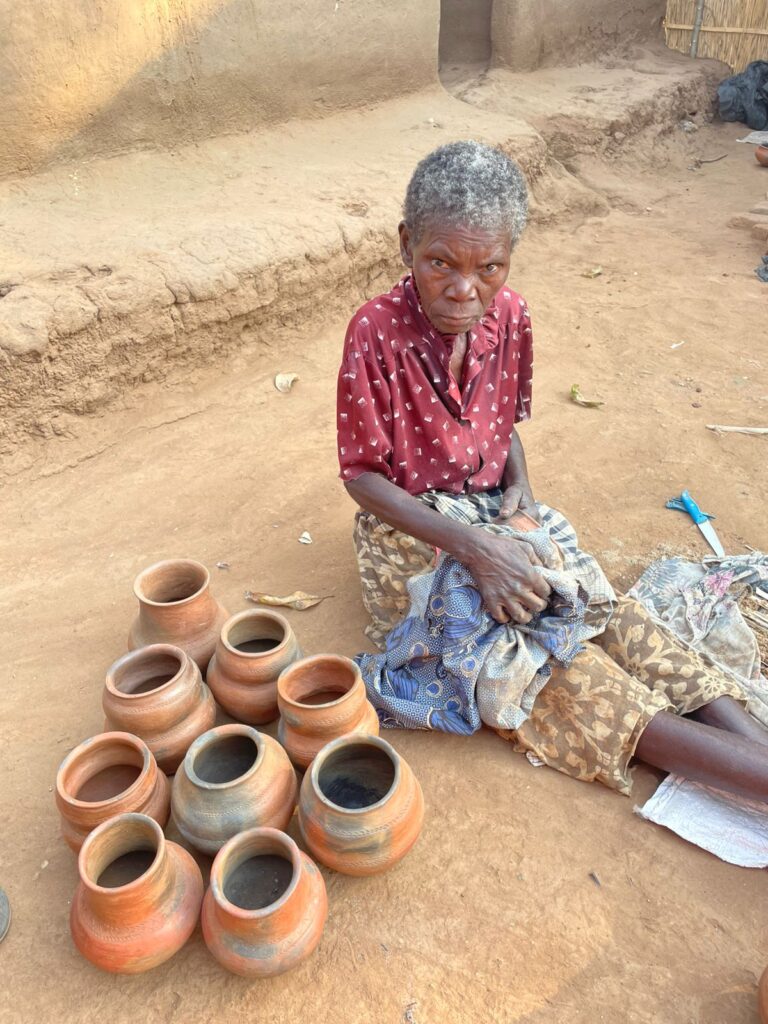 Margarida José Selemane
Oleira desde 1962
Bairro de Chuanga
Distrito de Lago